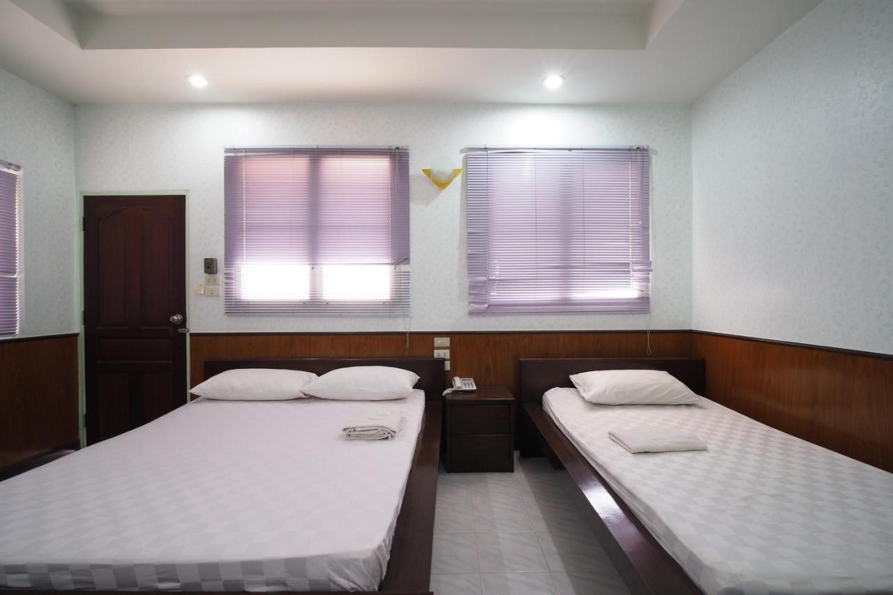 Oyo 911 Suanphai Resort Sattahip Zimmer foto